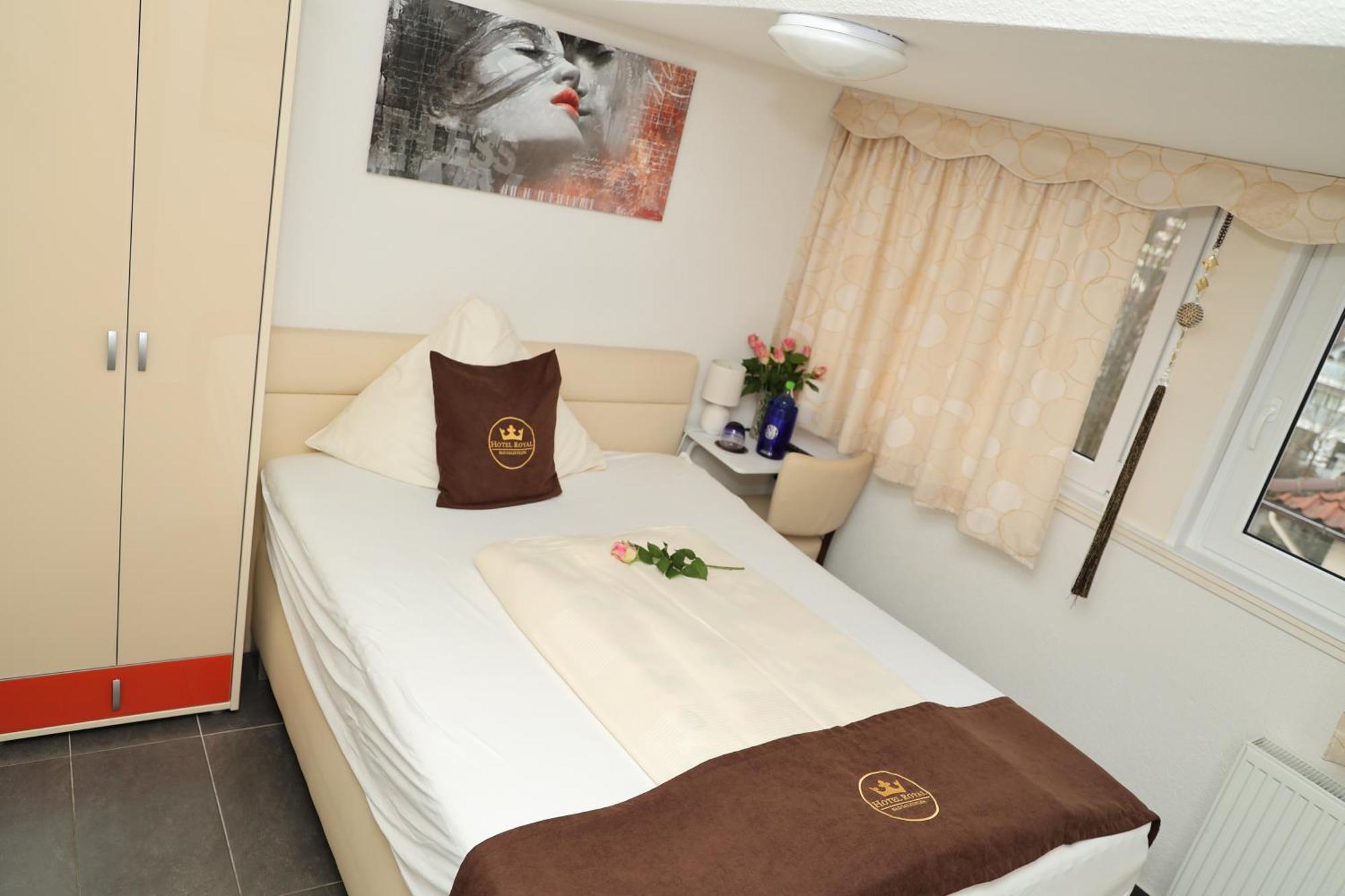 Hotel Royal Bad Salzuflen Bagian luar foto