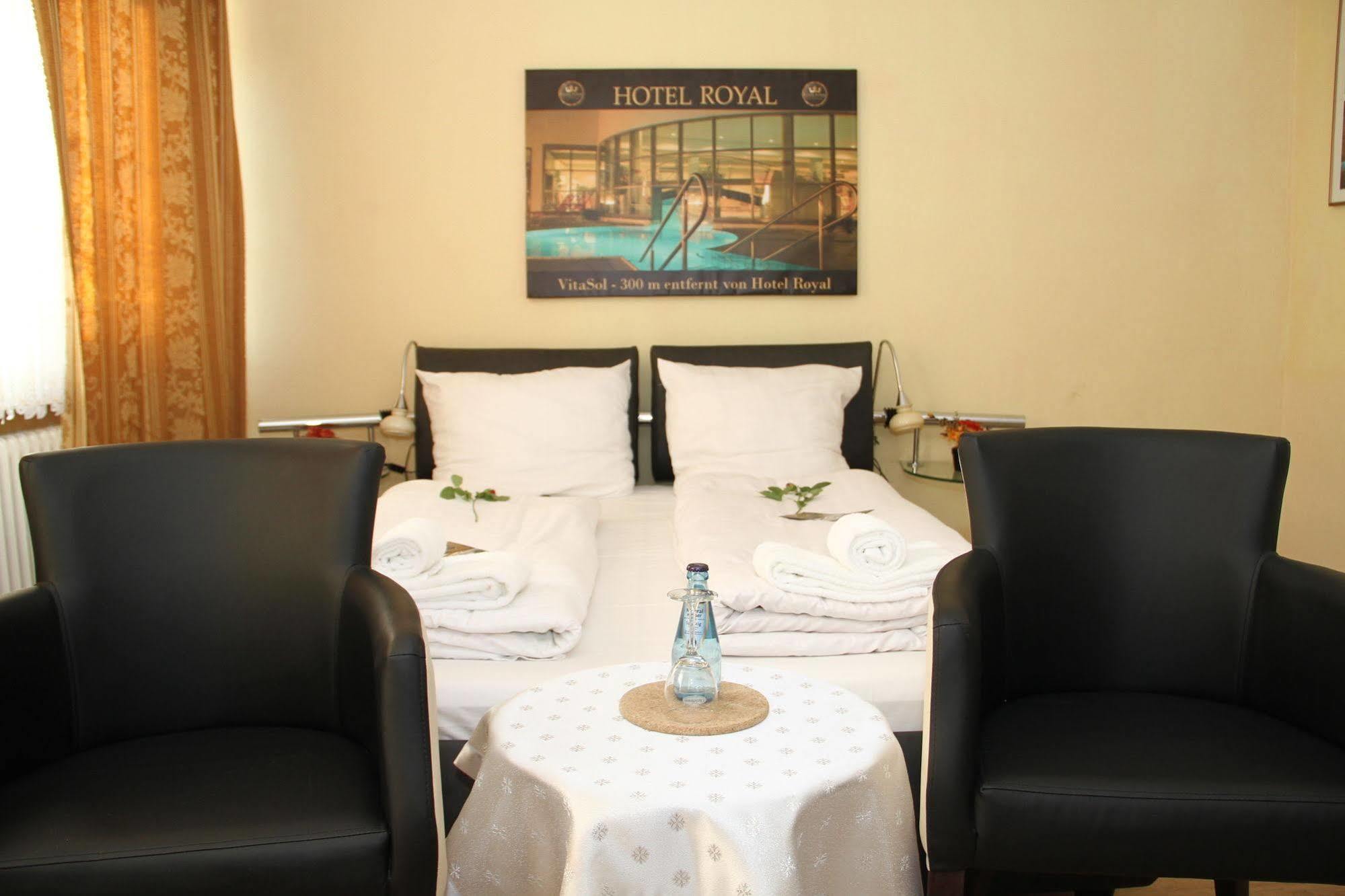 Hotel Royal Bad Salzuflen Bagian luar foto